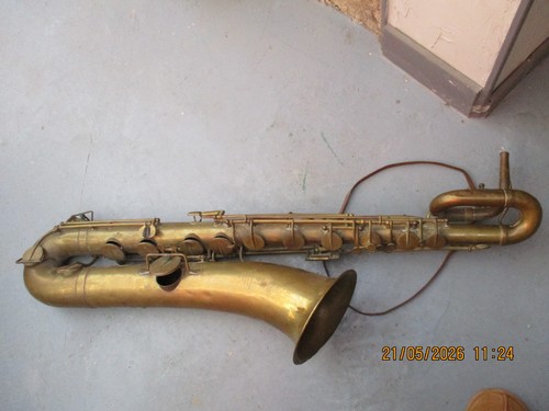 Saxophone baryton couesnon - baryton,