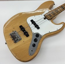 Guitare basse électrique