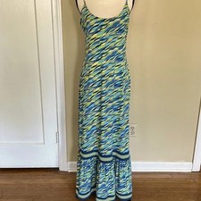 Michael Kors Wavy Abstract