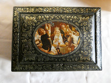 Ancienne boîte à confiseries