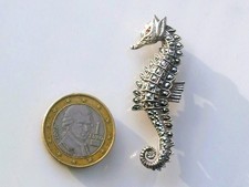 TRES BELLE BROCHE HIPPOCAMPE