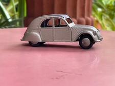 Dinky Toys 24T Citroën 2CV