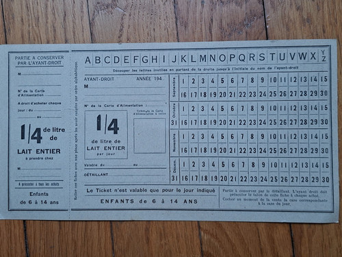 Rationnement carte de - de, lait