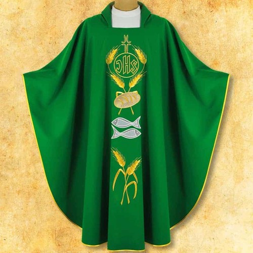 Chasuble brodée dons - chasuble,