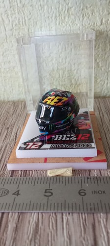Casque moto 18 - gp, éme