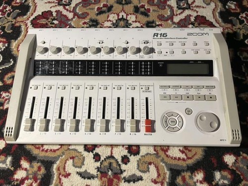Zoom r16 portable multi track - portable,
