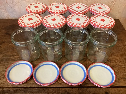 Lot pots de - pots, confiture