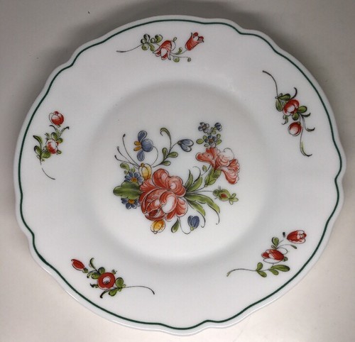 Lot64 petites assiettes - 6,