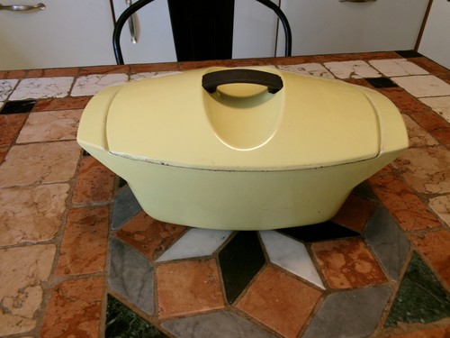 Cocotte fonte émaillée le - en,