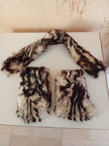 Parure vintage col - col, poignets