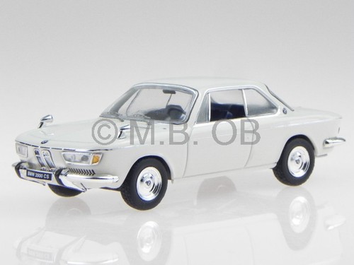 Bmw 2000 1966 creme - 1966, blanc