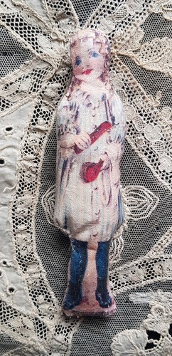 Petite poupée jouet - petite,