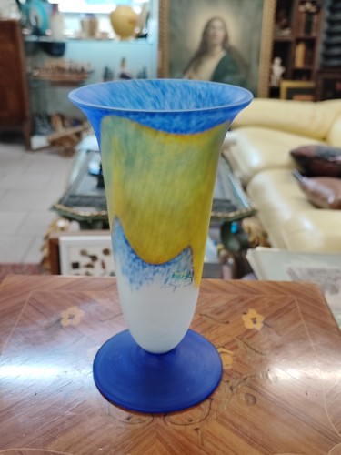 Joli vase verre - en, soufflé
