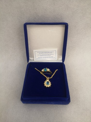 Jolie parure bague collier - jolie, et