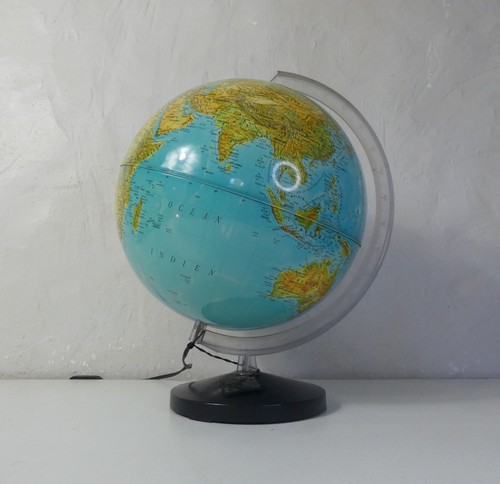 Ancienne mappemonde globe - ancienne,