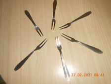 6 fourchettes à escargots en inox , 2 dents , très bon état