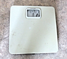 Ancienne balance pèse