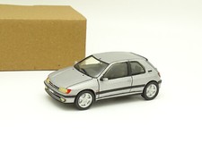 Resin starter SB 1/43 - Peugeot 306 S16 silver