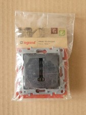 LEGRAND 96652 - Prise téléphone en T - Niloé - FONTE