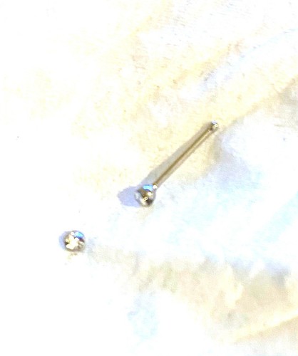 Piercing droit nez - piercing, brillant