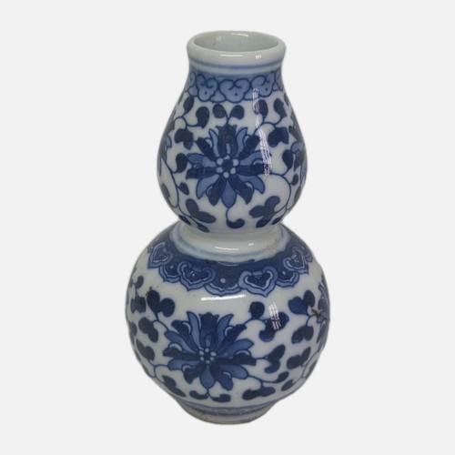 05k8 ancien petit vase - ancien,