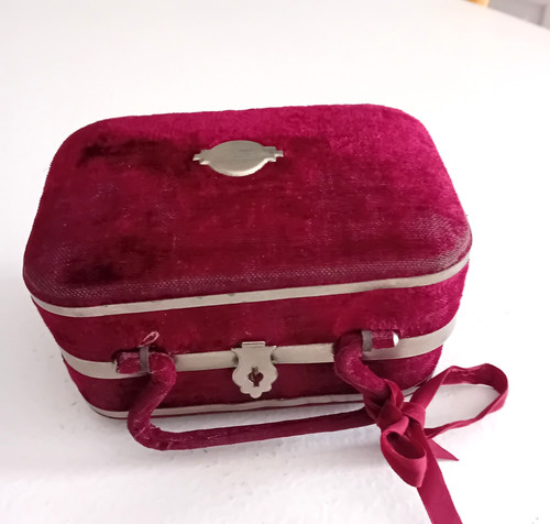 Antique red velvet manicure - velvet,