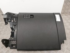 Boite a gants VOLKSWAGEN UP