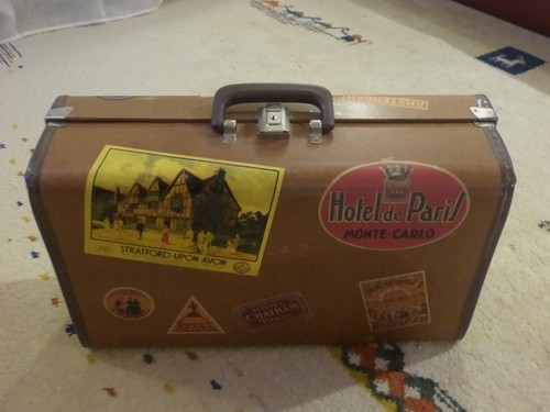 Valise carton style ancien - carton,