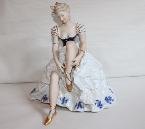 Grande figurine porcelaine - grande, en