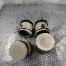Set 4 Pistons Complet BORGO
