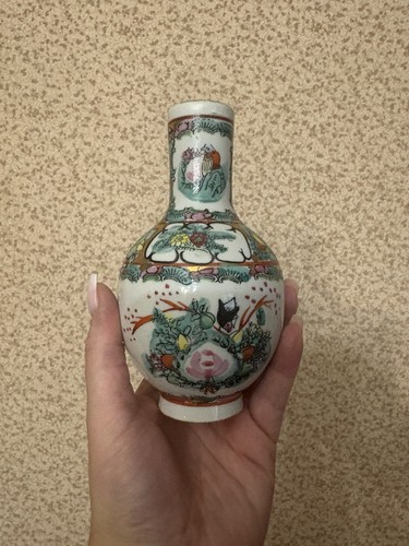 Petit vase chinois - , en