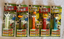 LOT DE 5 JOUETS DISTRIBUTEUR BONBONS PEZ Warner Bross coupe du monde Juin 2006