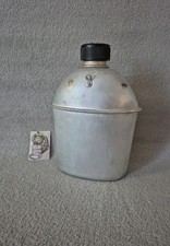 Ancienne Gourde en Métal 