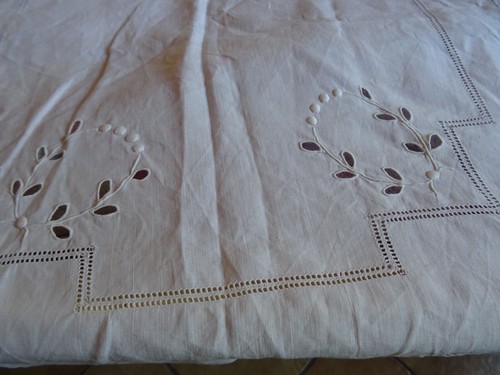 Lin blanc broderies - lin, richelieu