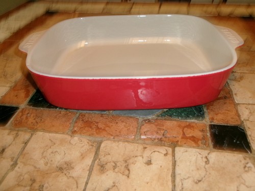 Plat gratin rouge staub - a,