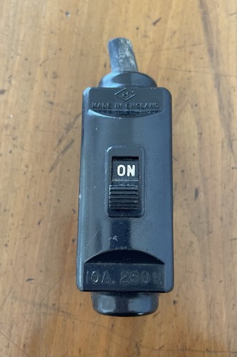 Ancien interrupteur bakélite