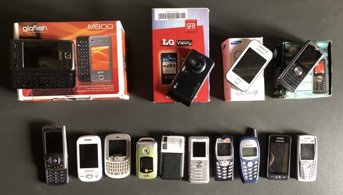 Lot anciens téléphones - anciens,