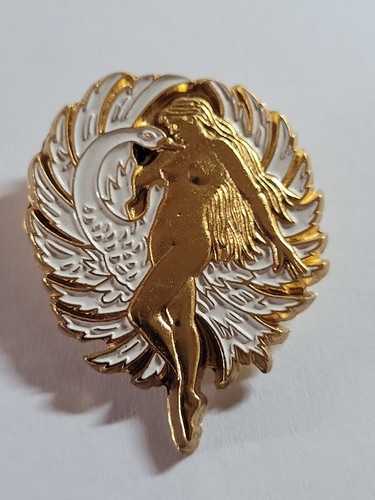 Pins pin leda cygne - le,