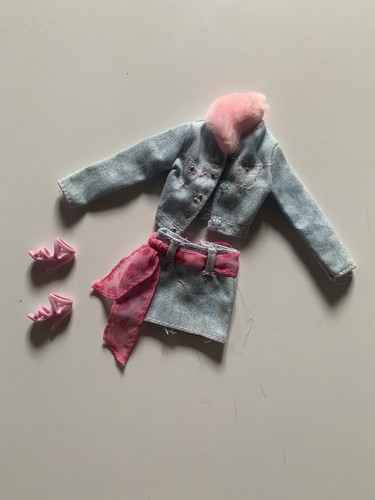 Barbie tenue complète veste