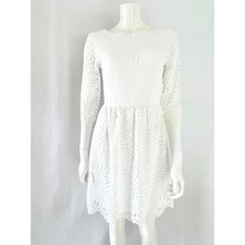 Robe blanche en dentelle, robe