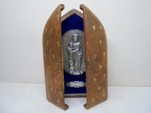 Ancien cadre religieux - , des