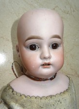 Poupée ancienne allemande