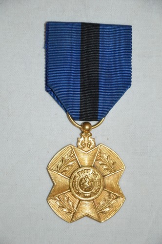 Medaille l ordre - d'or, l'ordre