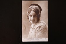 Carte postale: Costumes de Savoie - 29, La Savoyarde