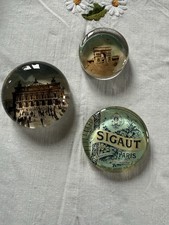 3 Presses Papiers: L’Opera