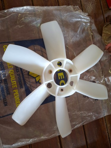 Hélice ventilateur neuve - hélice,