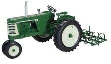 SPECCAST - Tracteur OLIVER 660 row crop avec herse - 1/16 - SCT715