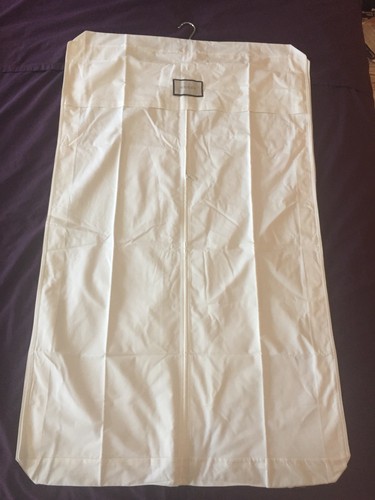 Gucci authentic garment - “authentic”,
