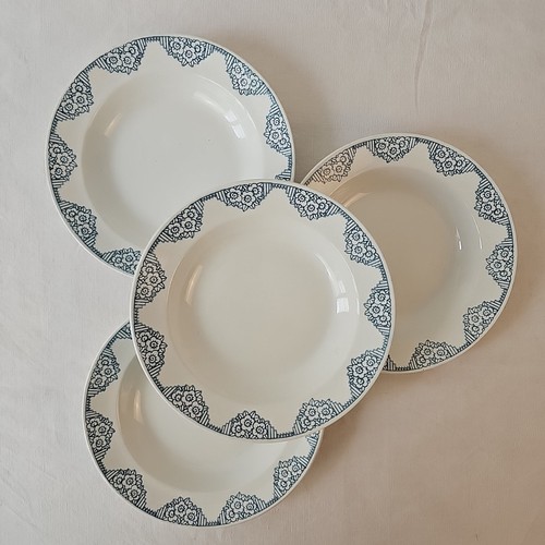 Assiettes creuses faïence - assiettes,