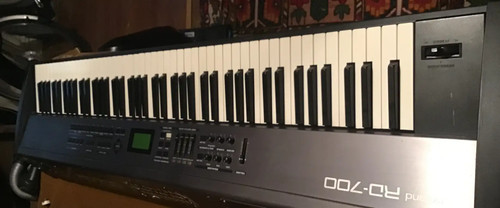 Roland 700 piano numérique - roland,
